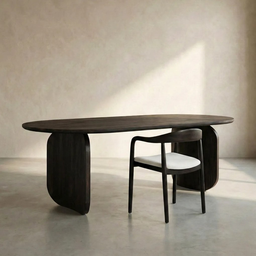 Ovale Eettafel Met Gebogen Poot 200 Cm - 200 X 100cm.