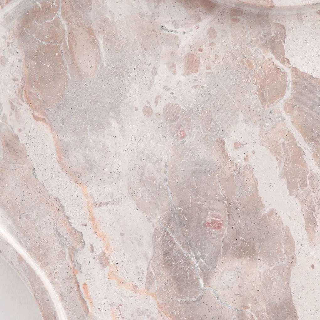 Marmeren opbergbakje, Aisi