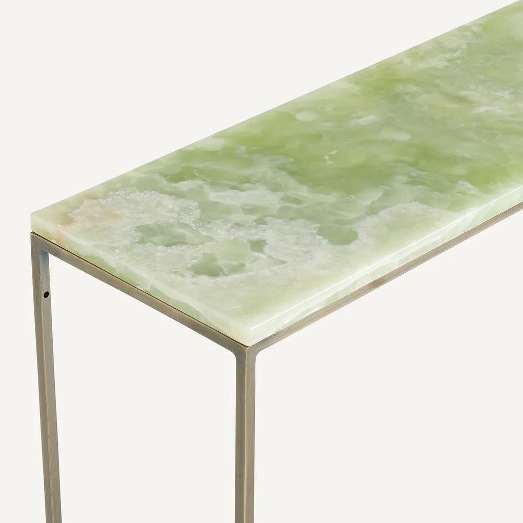 Jade wandtafel, Mahaut