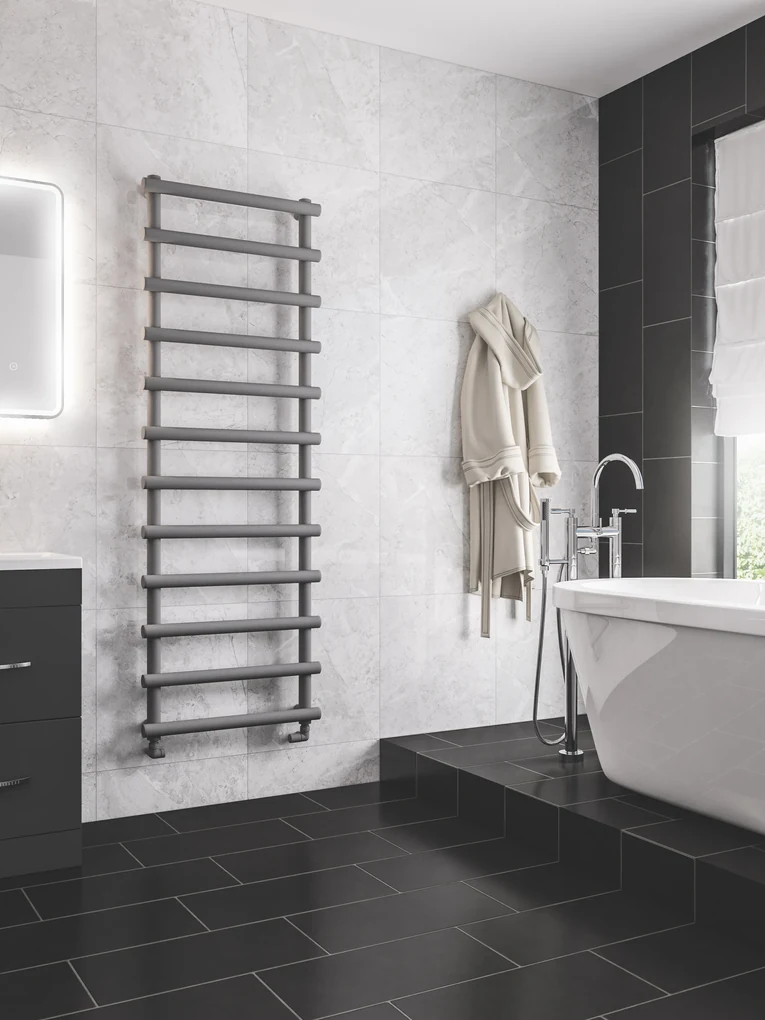 Eastbrook Marlow radiator 175 x 60cm 896 watt grijs