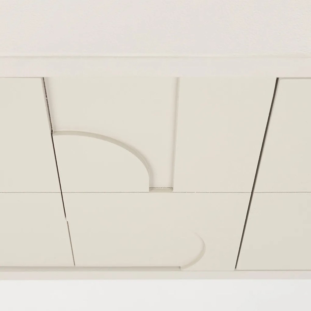 Beige Dressoir Met Relief Vormen - 120x40x55cm.