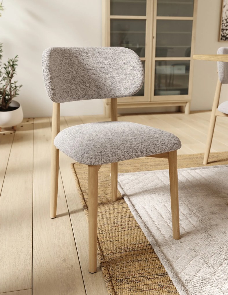 AVLO Beige Latte (stof Monza 60)/gelakt eiken frame – HOUTEN BOUCLÉSTOEL VOOR WOONKAMER, EETKAMER, KEUKEN RETRO