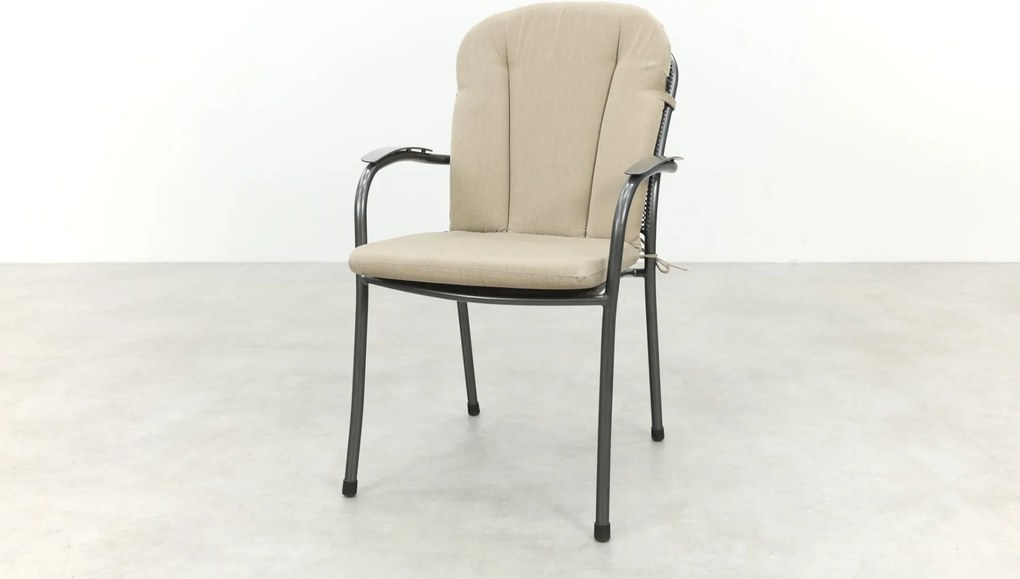 Royal Garden Carlo stapelbare tuinset strekmetaal 160x90 cm.