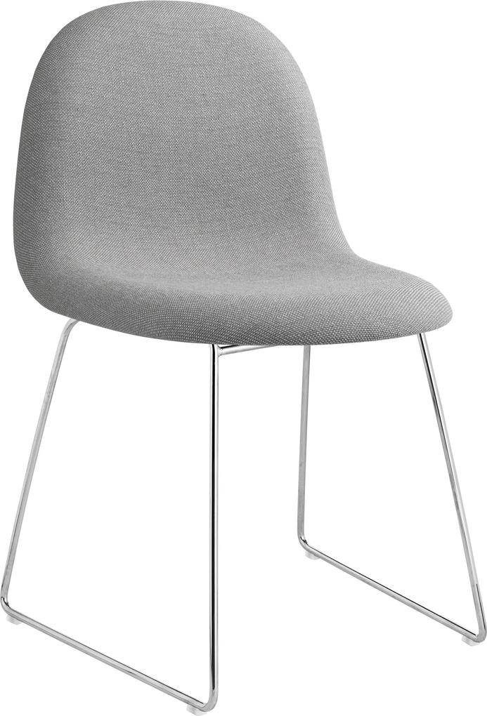 Gubi Gubi 3D Sled stoel gestoffeerd met chroom onderstel Hallingdal 123