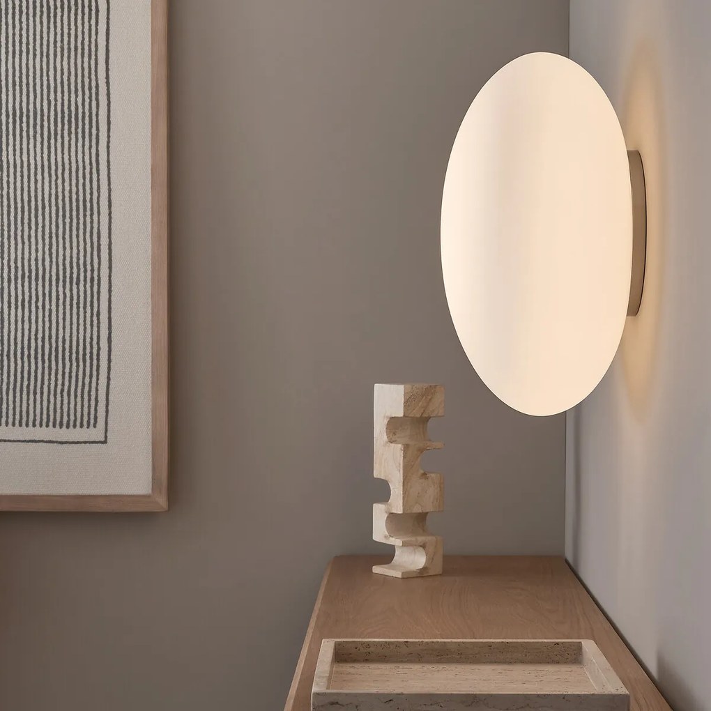 Plafond- of wandlamp in mat opaline glas, Raeyes