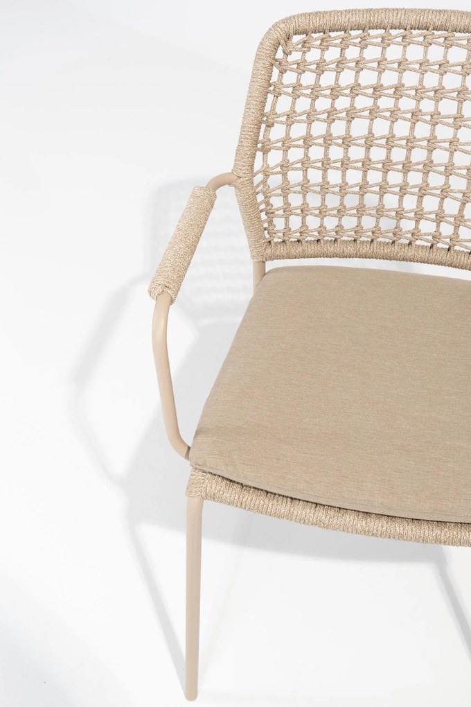 Taste by 4 Seasons Barista tuinset latte met Prado teak tafel met rond blad Ø 160 cm Tuinset beige weerbestendig