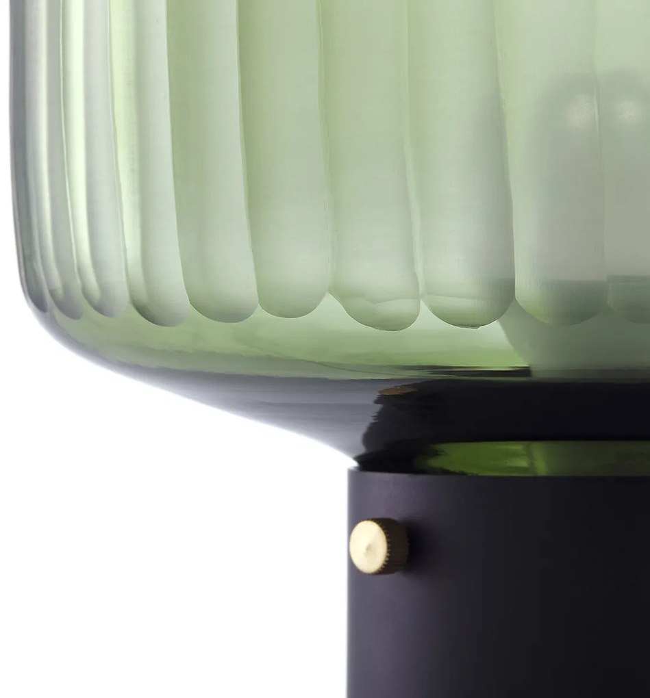 Lamp, geblazen en getint glas, Kiwango