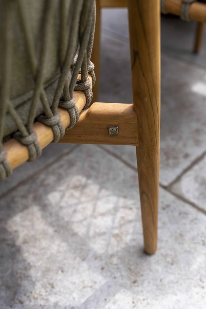 4 Seasons Outdoor Nora tuinset naturel teak met Liam tafel 240 x 100 cm  Tuinset    beige weerbestendig