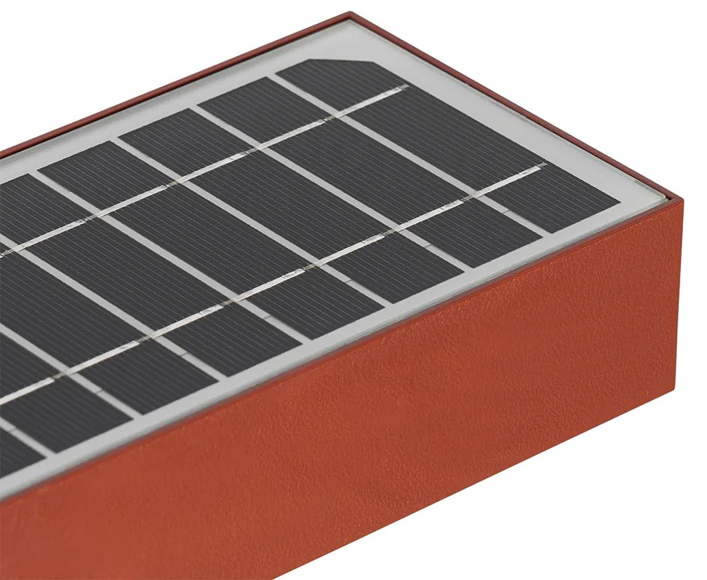 Buiten wandlamp rood met dimlicht en sensor op solar - Kayo