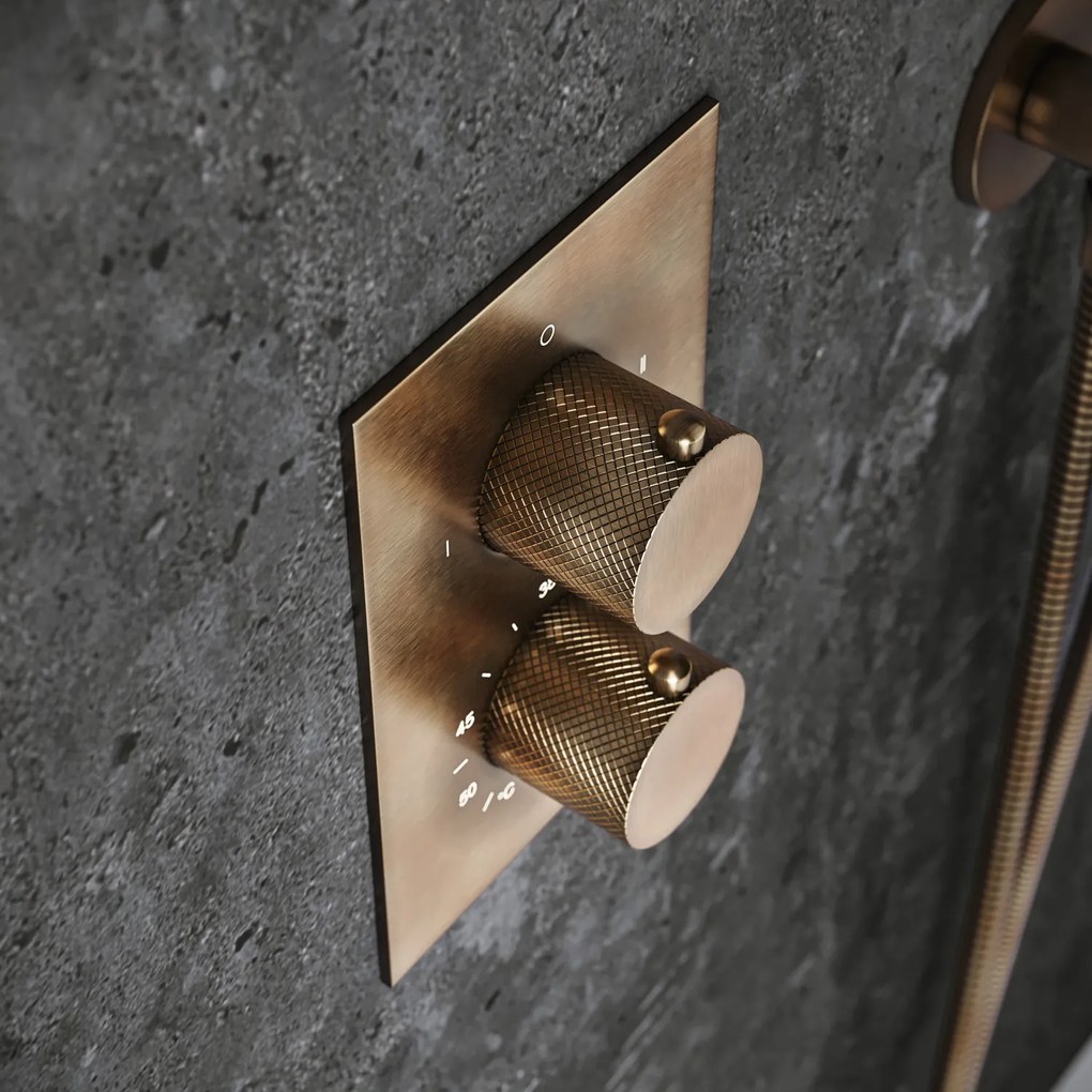 Saniclear Cube Curved inbouw regendouche met inbouw douchekop 30x30cm verouderd messing