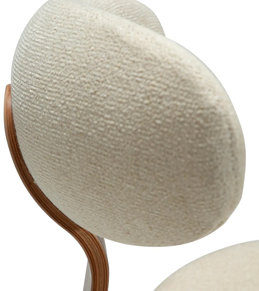 Dan-Form Buckle Eetkamerstoel Scandinavisch Design Almond Walnoot