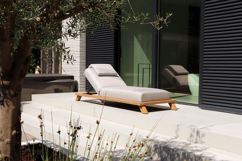 Flow Lumosa daybed Graumel chalk met teakhouten frame SALE