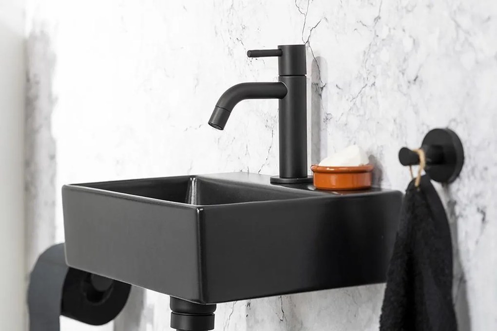 Plieger Vigo handdoekhaak enkel mat zwart