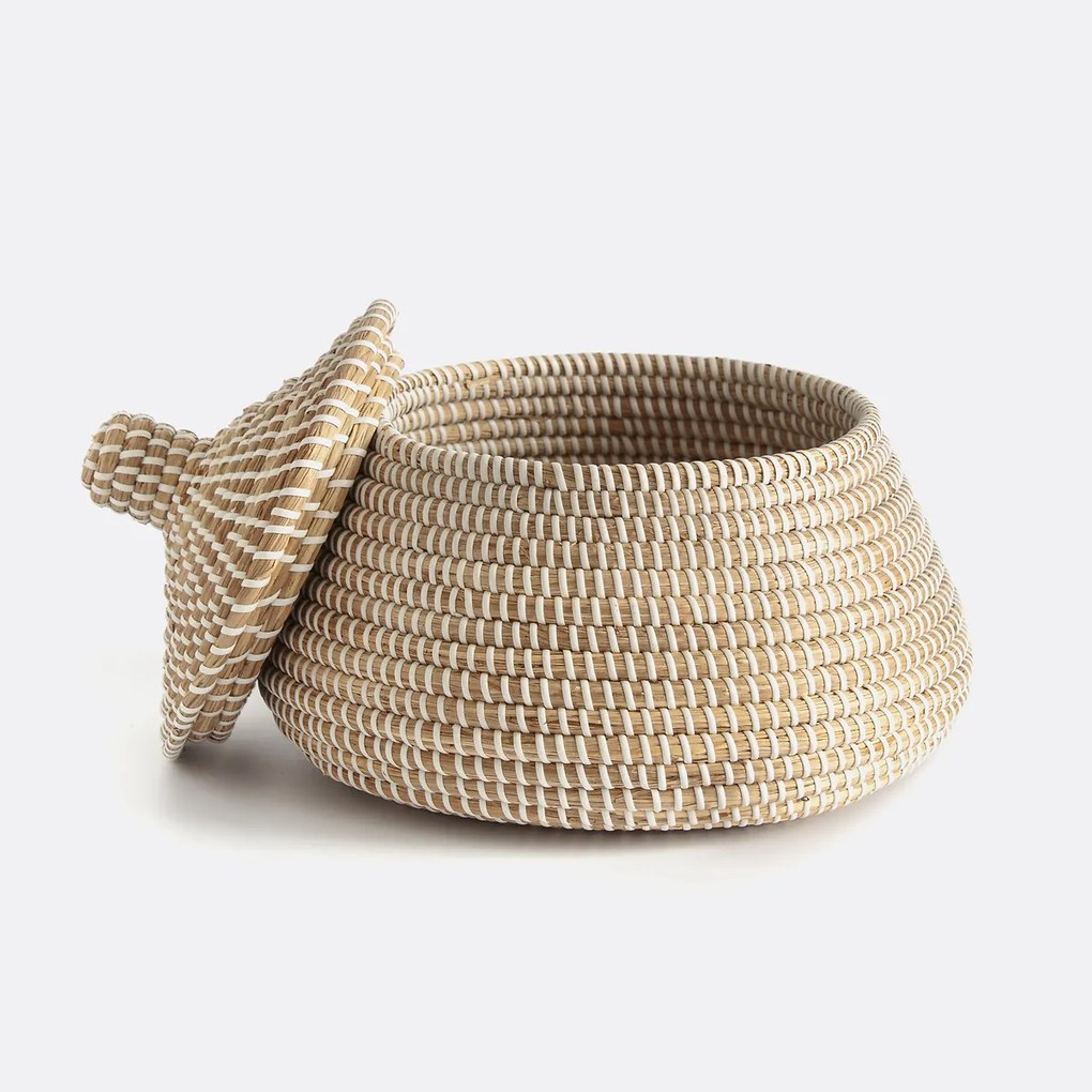 Mand met deksel, Akapa