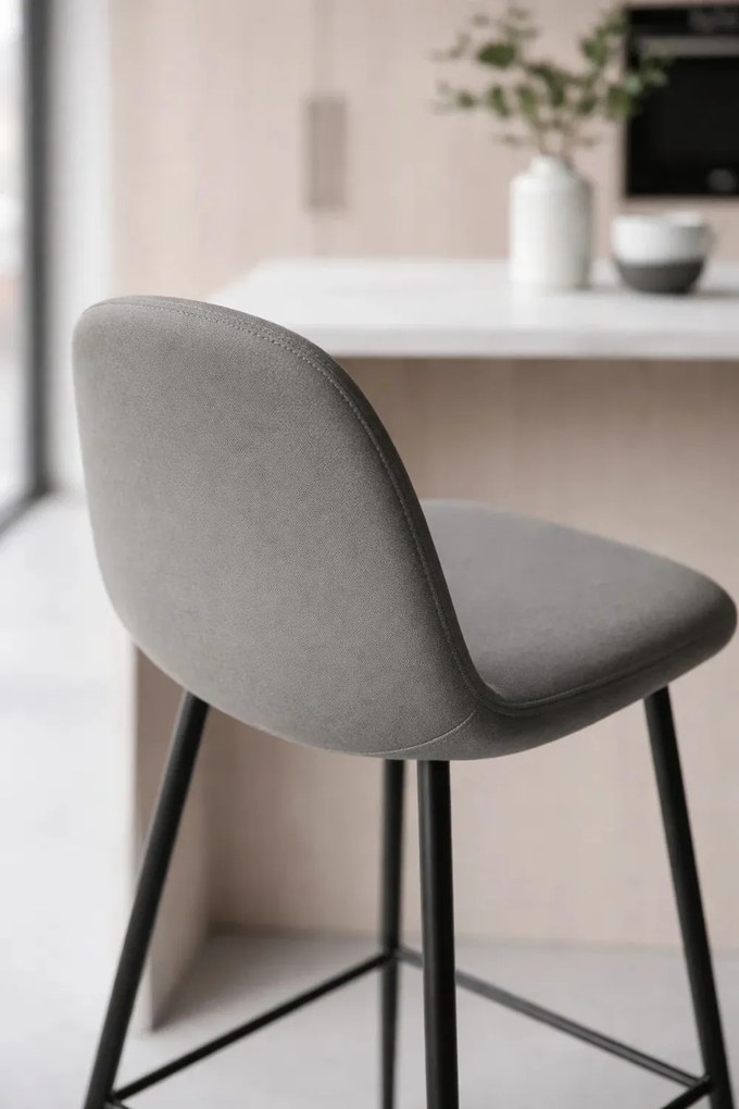 Zwarte Teok stoffen kruk