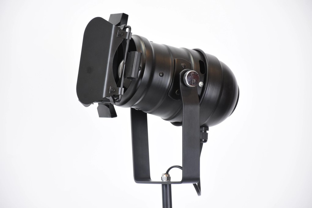 Brest Industriele Tripod Vloerlamp, Metaal, 53x140cm, Zwart