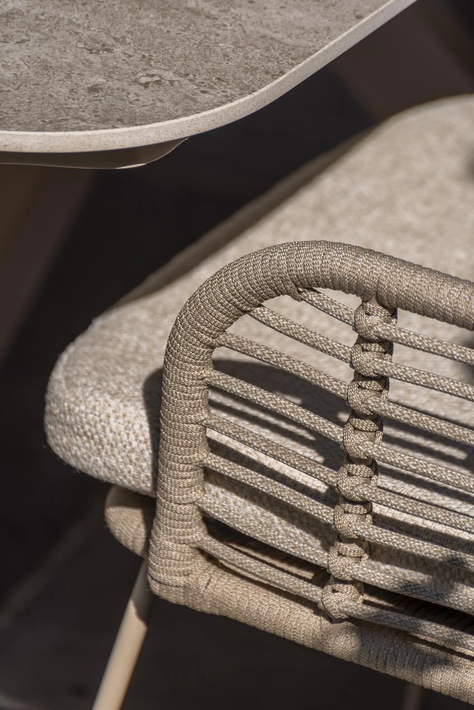 4 Seasons Outdoor Fabrice tuinset latte met Prado tafel met keramisch blad in barrelvorm 300 cm Tuinset   beige weerbestendig