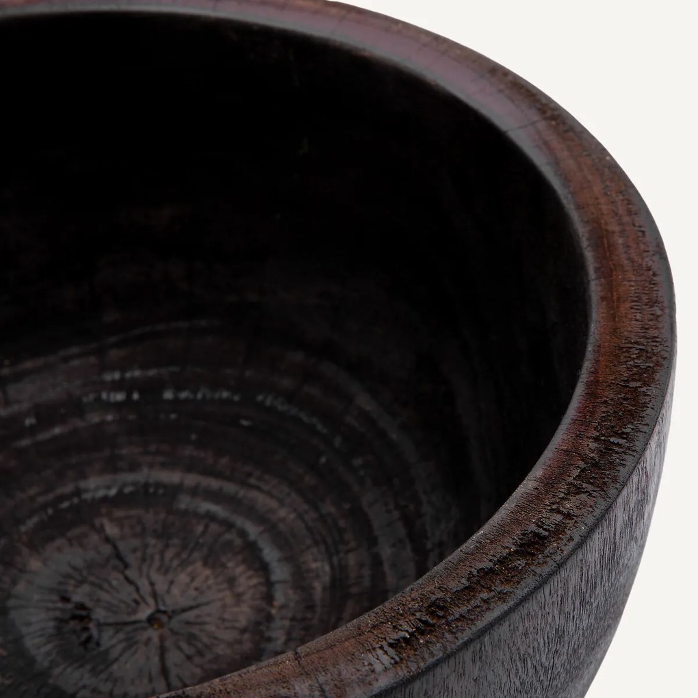 Schaal in gebrand mahoniehout, Nyesi