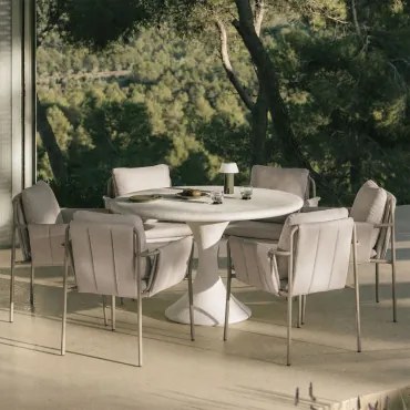 Ronde Tafelset Ø120 Cm In Eloria Cement En 6 Tuinstoelen Met Armleuningen, Gestoffeerd En Van Zunika Staal Moka Bruin - Sklum