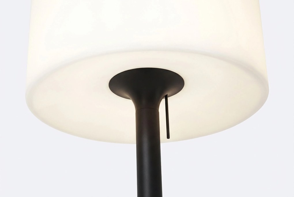 Moderne Buiten Vloerlamp Zwart Met Witte Kap IP - Mississippi Aluminium/Kunststof Zwart