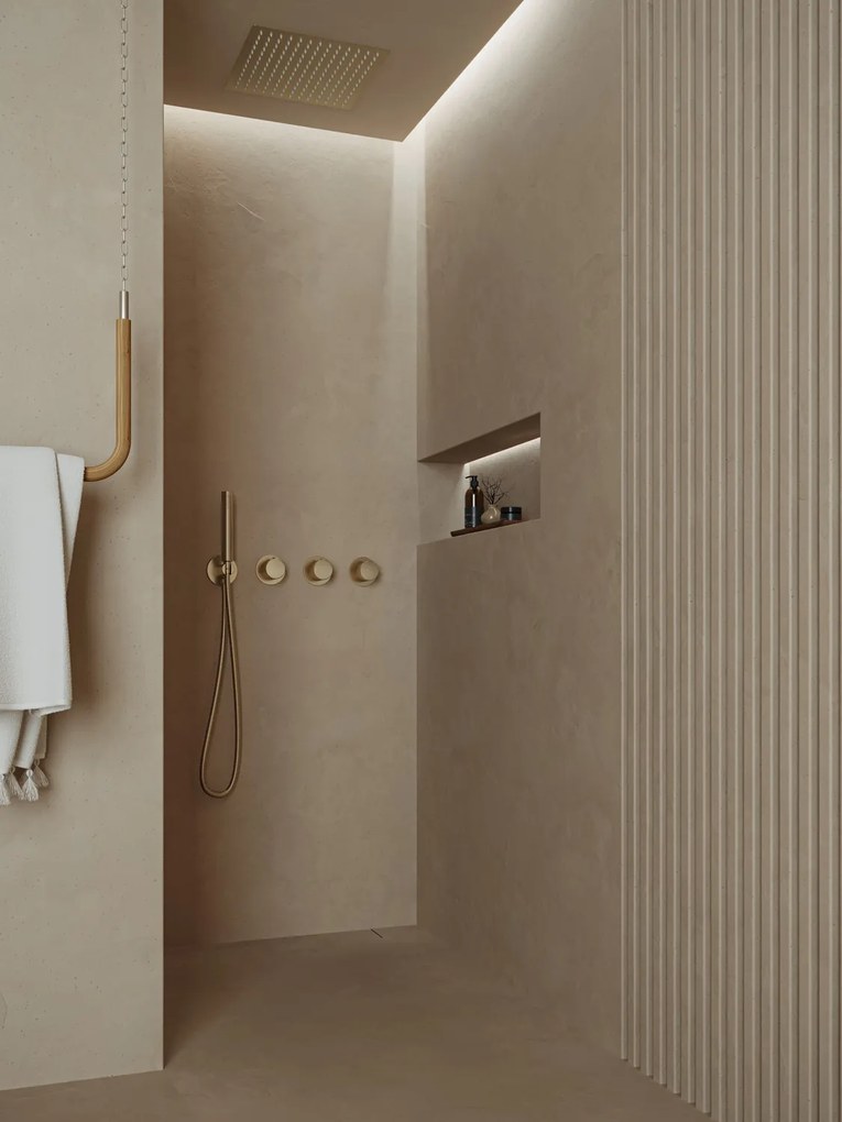 Saniclear Plus inbouw regendouche met inbouw douchekop 30x30cm en staafhanddouche geborsteld messing - mat goud