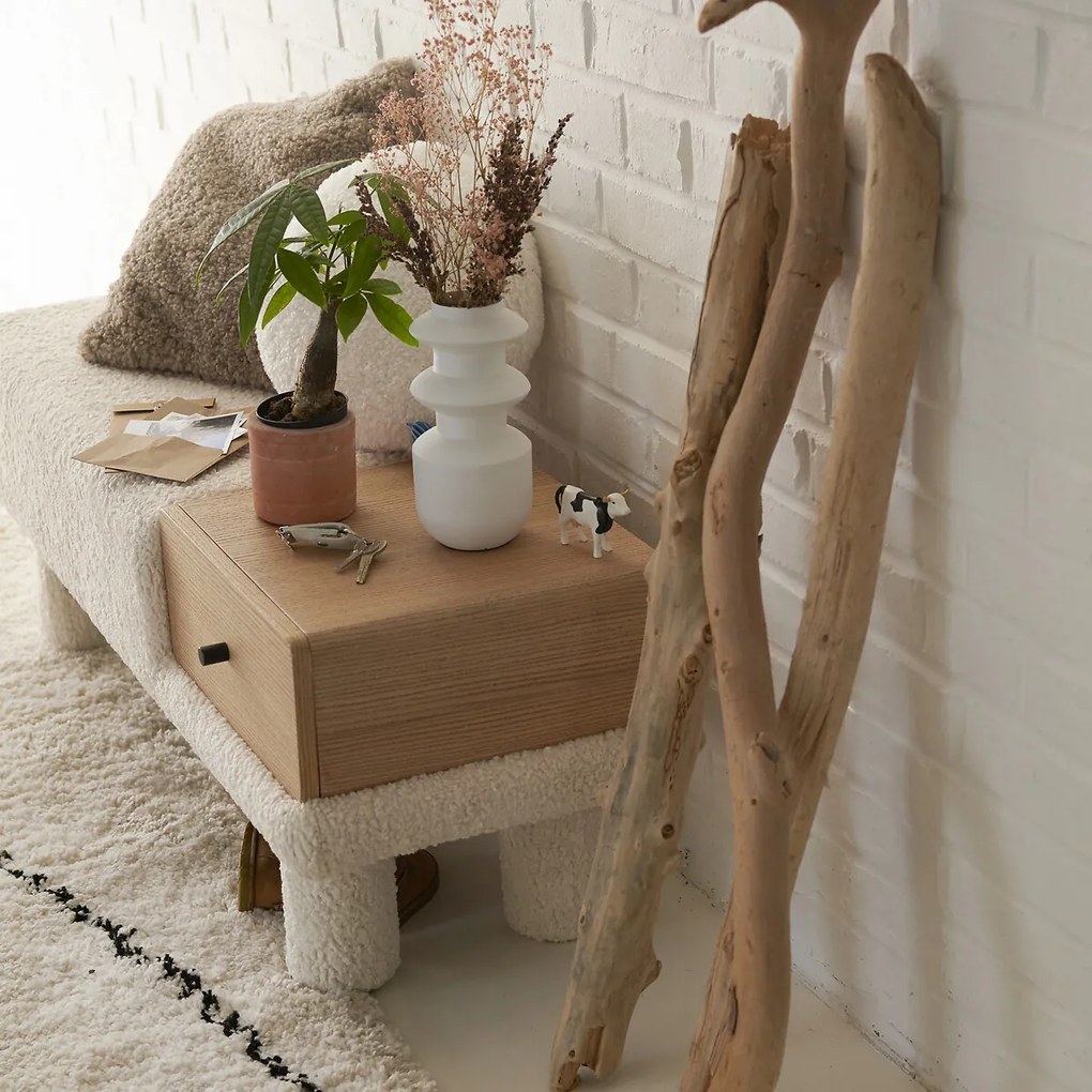 Bank in bouclette, Bola