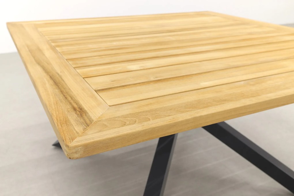 GreenChair Quote tuintafel - teakhout vierkant - 140 cm. (OP=OP)