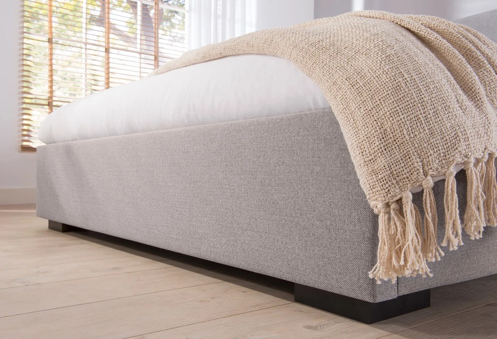 Gestoffeerd Bedframe Dream Moon – Bij Swiss Sense