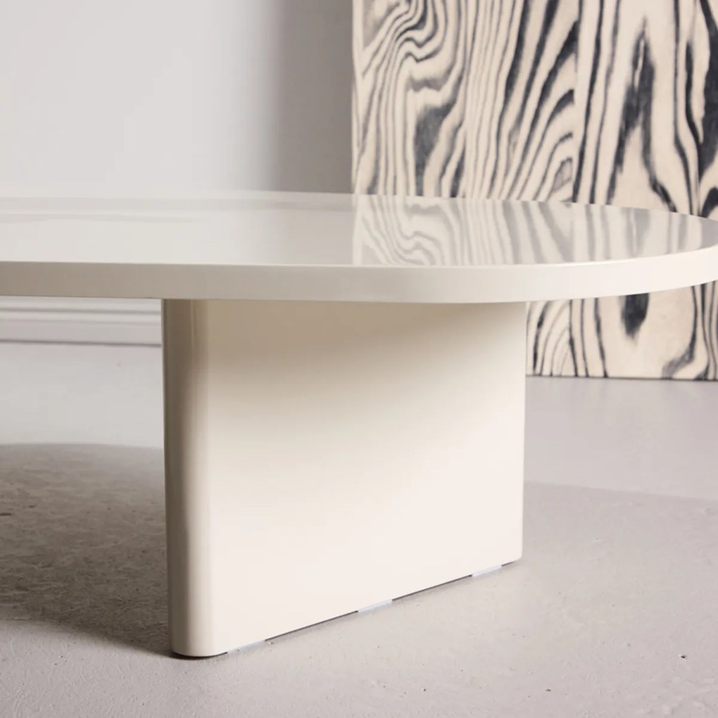 Organische Salontafel Beige - 65 X 130cm.
