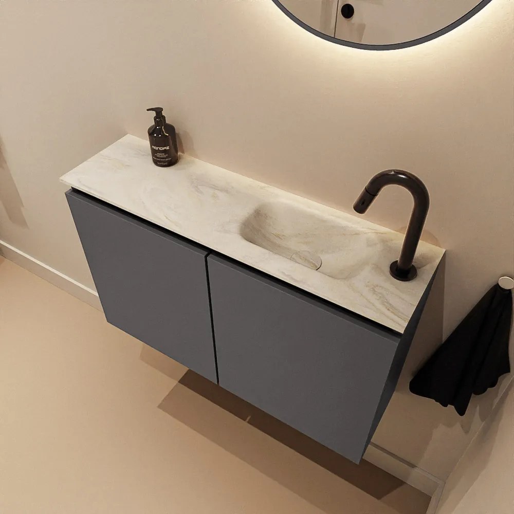 Mondiaz Ture DLux toiletmeubel 80cm dark grey met wastafel ostra rechts met kraangat