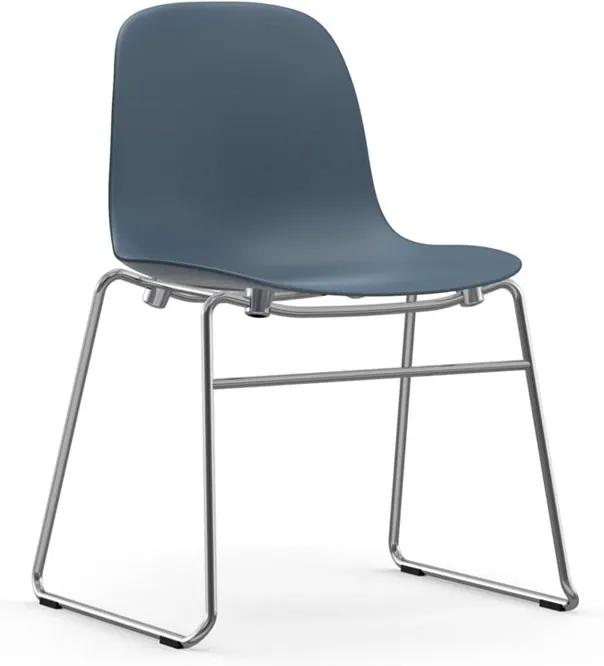 Normann Copenhagen Form Chair stapelbare stoel met chroom onderstel blauw