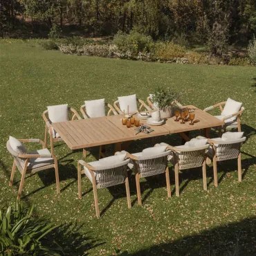 Rechthoekige Uitschuifbare Tafelset 200-260-320x100 Cm En 10 Tuinstoelen Met Armleuningen In Dubai Acacia Hout Rustiek Acaciabruin & Stof Gardenia -