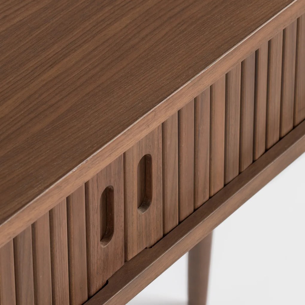 Design Sidetable Walnoot - 120 X 35cm.
