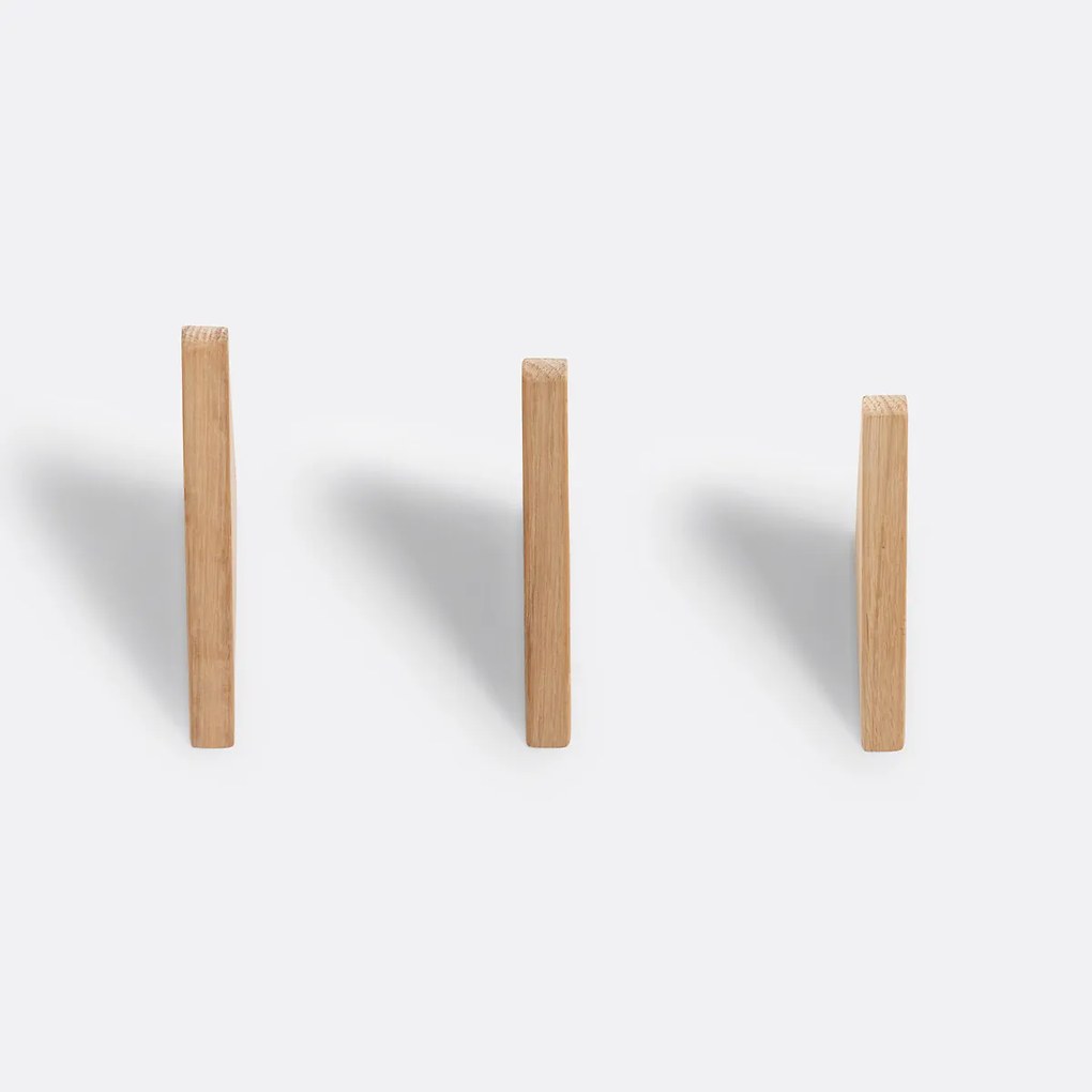 Set van 3 muurkapstokken, Bava