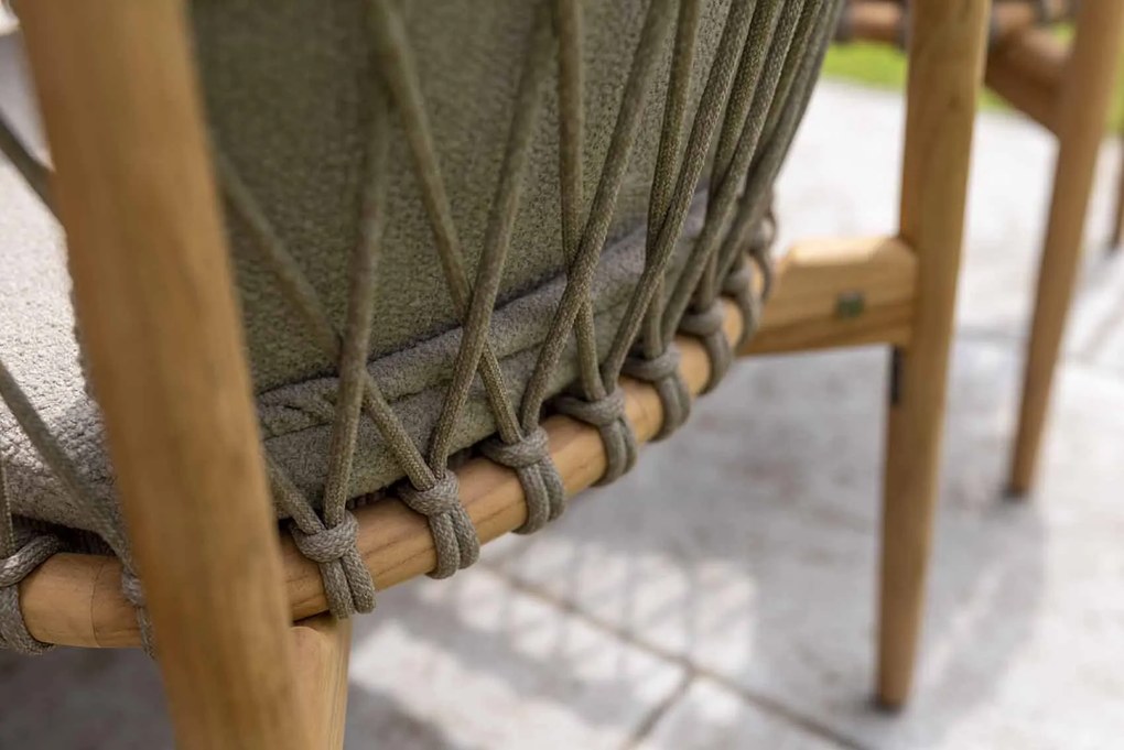 4 Seasons Outdoor Nora tuinset naturel teak met Liam tafel 240 x 100 cm  Tuinset    beige weerbestendig