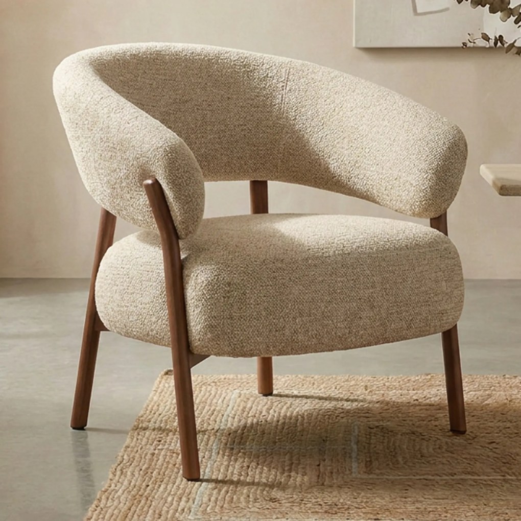 Fauteuil Met Houten Poten Bruin