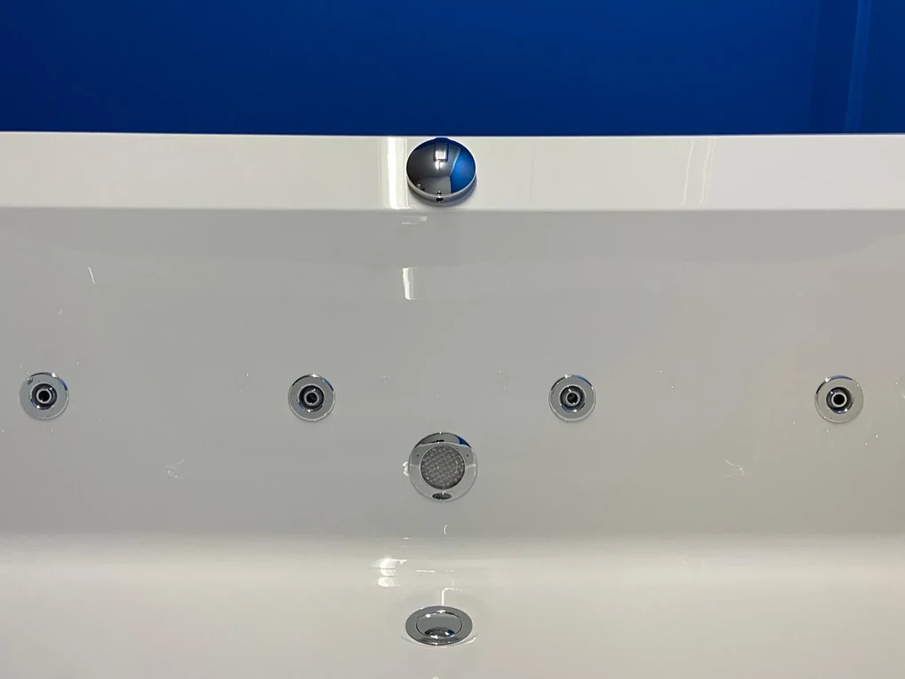 Lambini Designs Round Bubbelbad 180x80cm 6+4+2 hydro jets