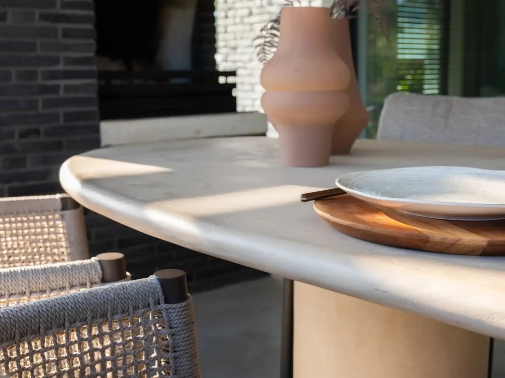 4 Seasons Outdoor Hampton mortex low dining tuintafel met rond blad Ø 160 cm SALE Tuintafel beige weerbestendig