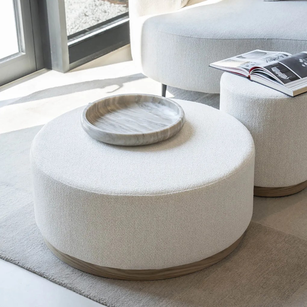 Eleonora Avah Ronde Hocker Beige Met Eiken Rand