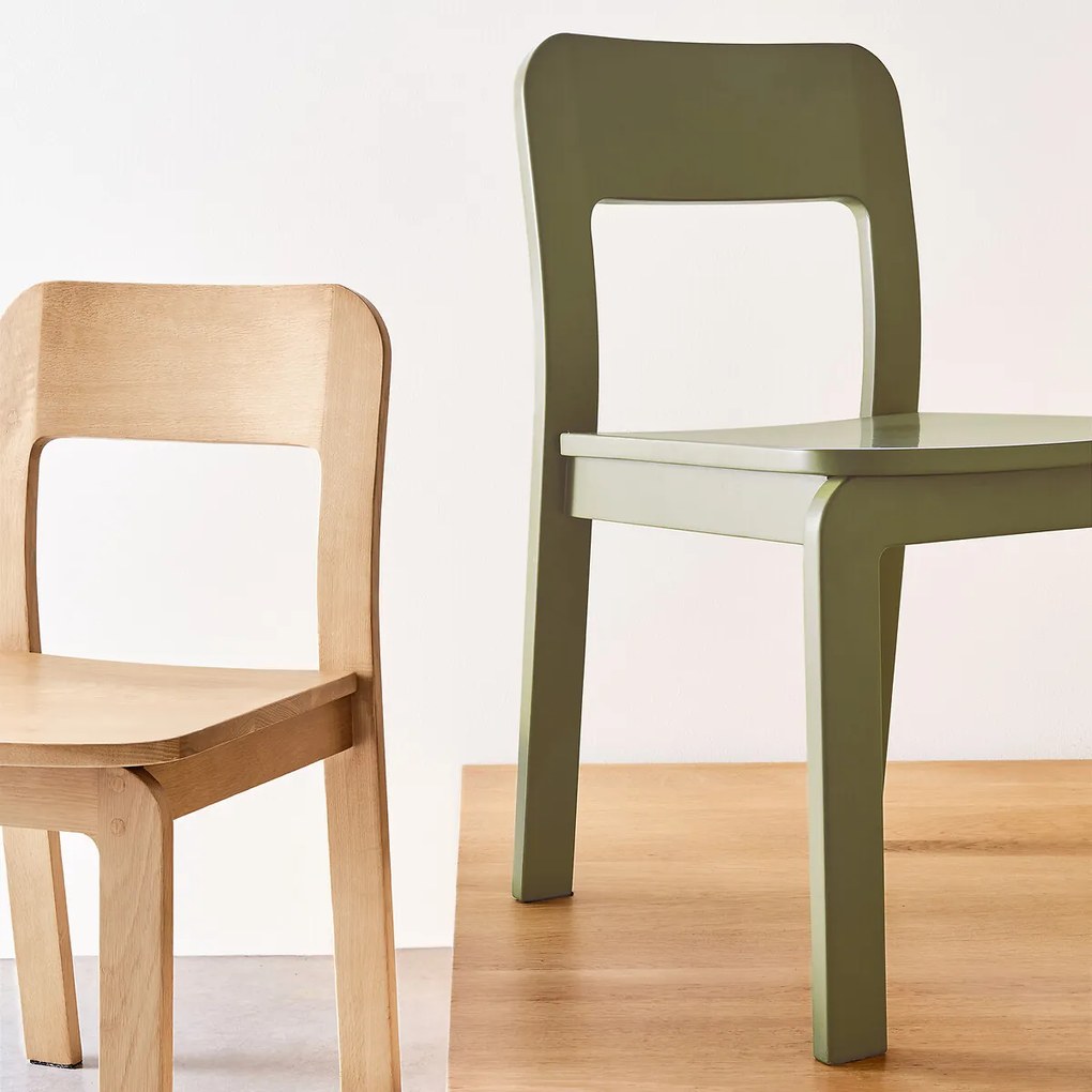Set van 2 gebeitste massief berken stoelen, Talet