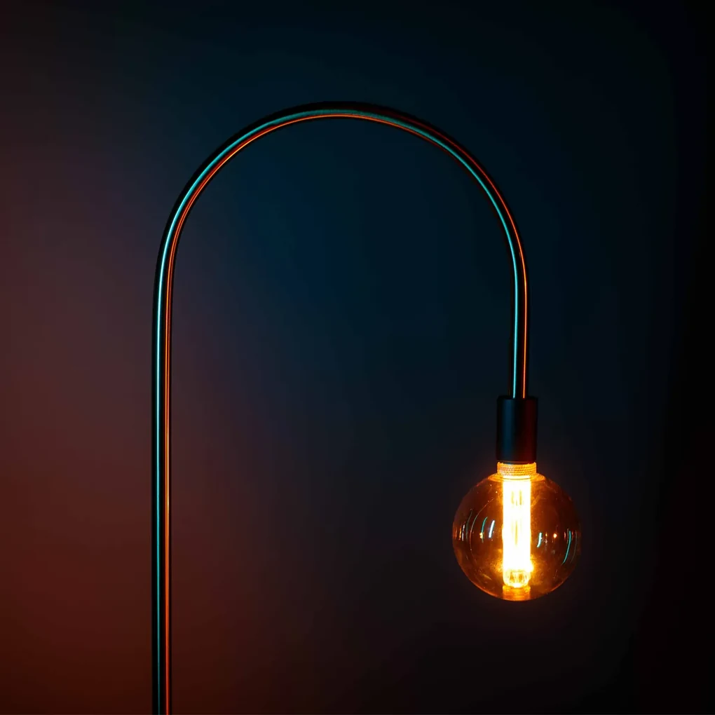 ETH Pike Gebogen Vloerlamp Zwarte Buis