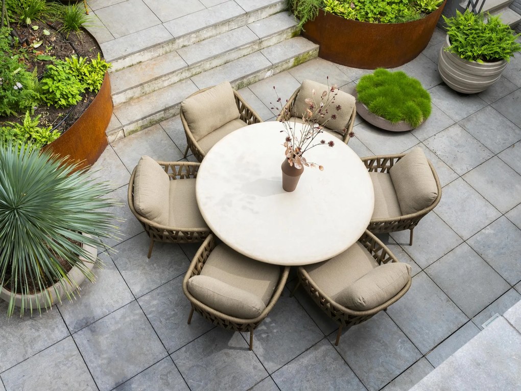 4 Seasons Outdoor Biarritz low dining set met Hampton tafel 160 cm Tuinstoel   beige weerbestendig