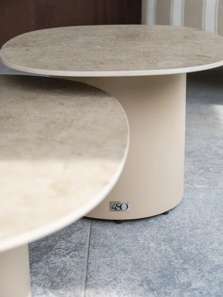 4 Seasons Outdoor Sofie loungetafel latte met zandkleurig keramisch blad 50 x 60 cm Bijzettafel   beige weerbestendig