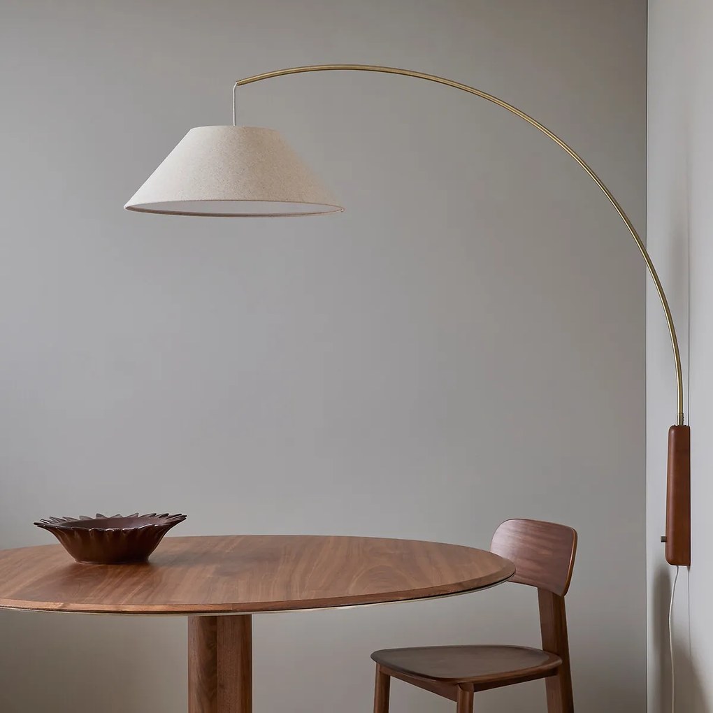 Gelede wandlamp in gebeitst eiken en linnen, NESTWOOD