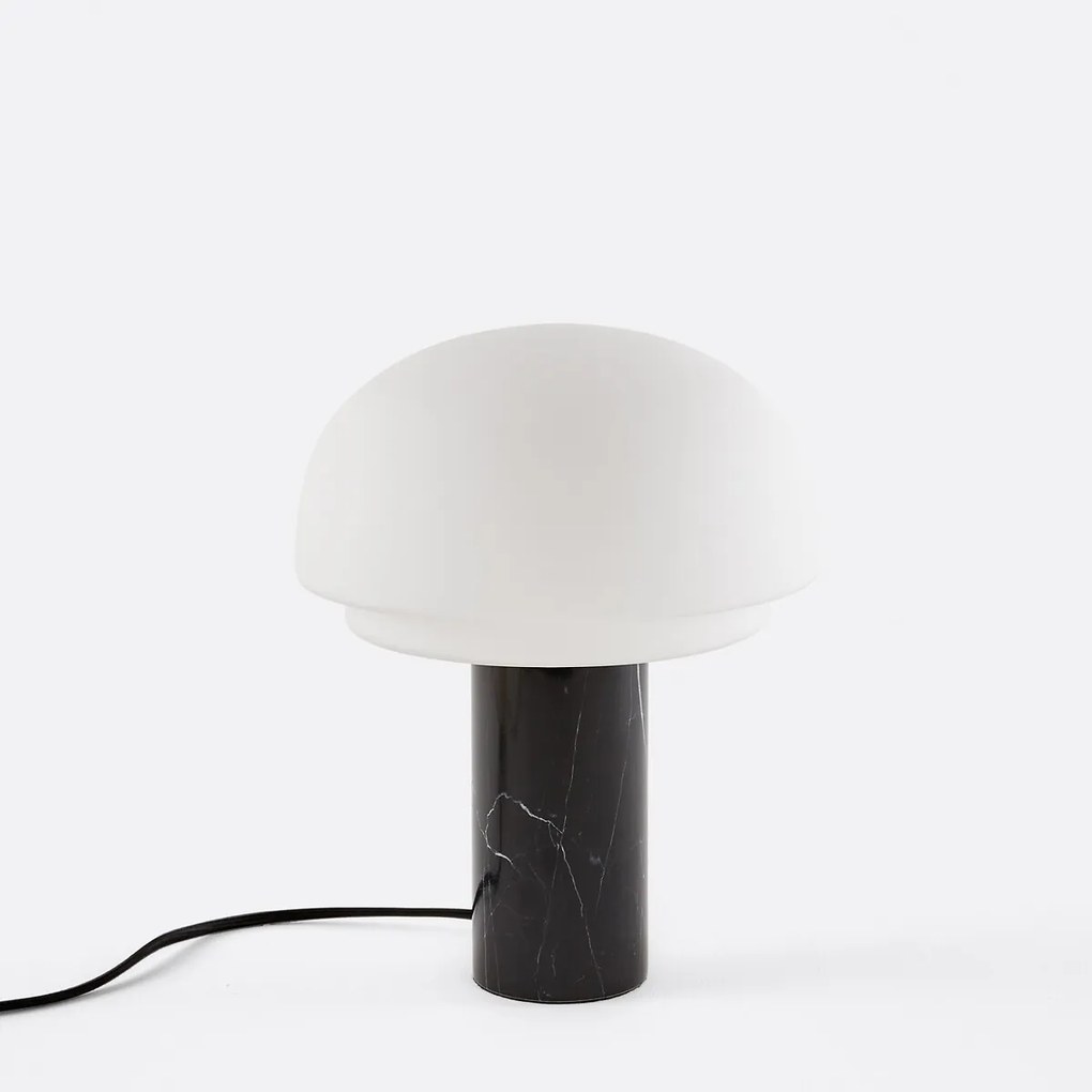 Tafellamp, opaalglas en marmer, hoogte 27 cm, AGATHILDA