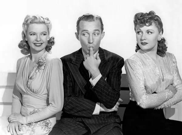 Foto Virginia Dale, Bing Crosby And Majorie Reynolds.