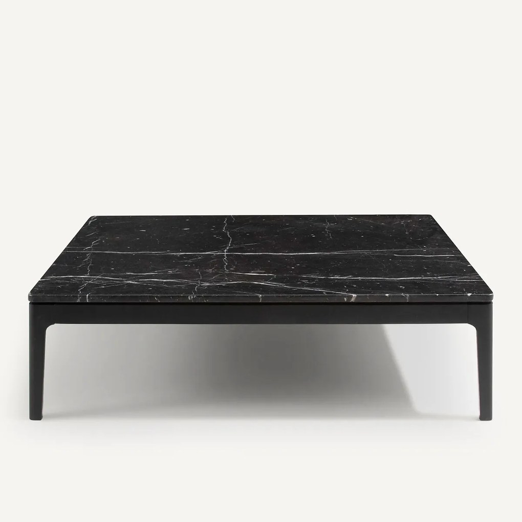 Salontafel, zwart marmer en massief eiken, Helda, ontwerp Emmanuel Gallina