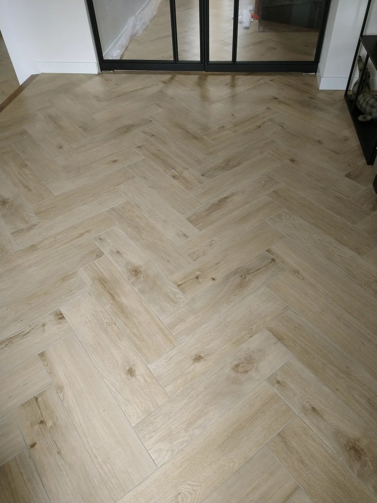 Keramisch Parket Visgraat 15x60 Franse Eiken Beige DC4