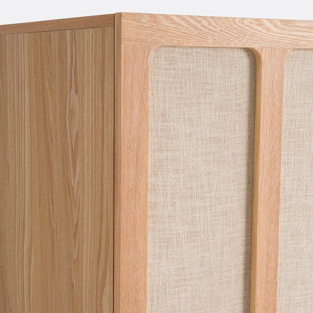 2-deurskast, essenfineer en linnen, Esmara