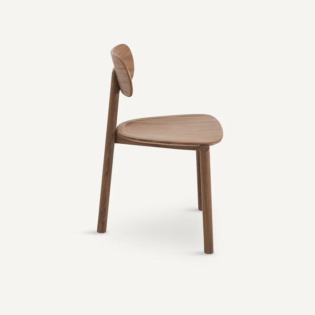 Notenhouten en gefineerde stoel, Marais, design E. Gallina